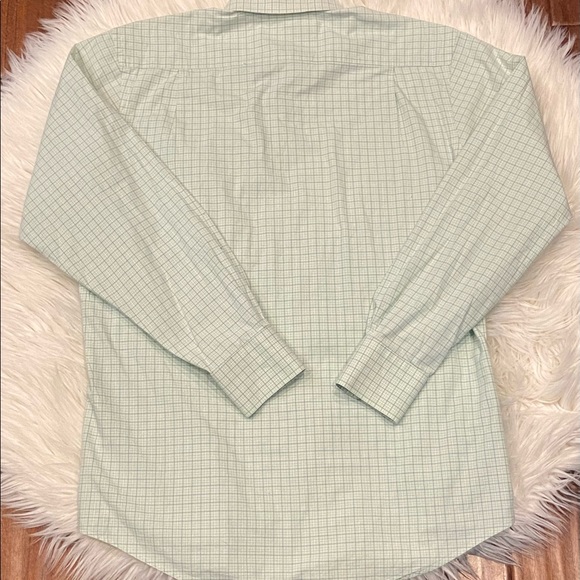 Men's Southern Tide plaid shirt - Picture 3 of 5